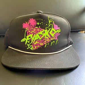Black and pink summer hat